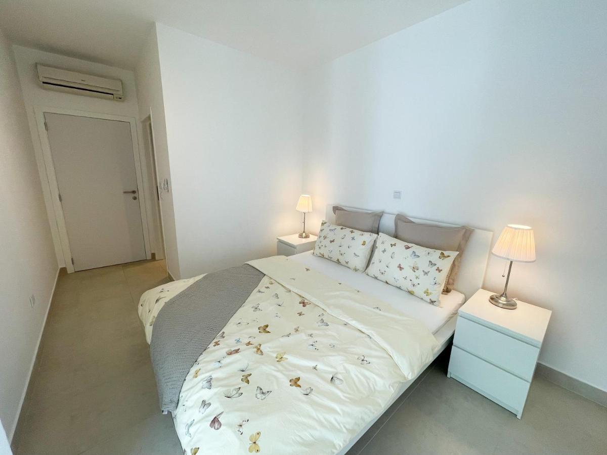 Apartment Bella ซริกเวนิซา ภายนอก รูปภาพ